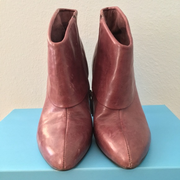 Nine West purple ankle boots. Size 4.5 - Picture 2 of 9
